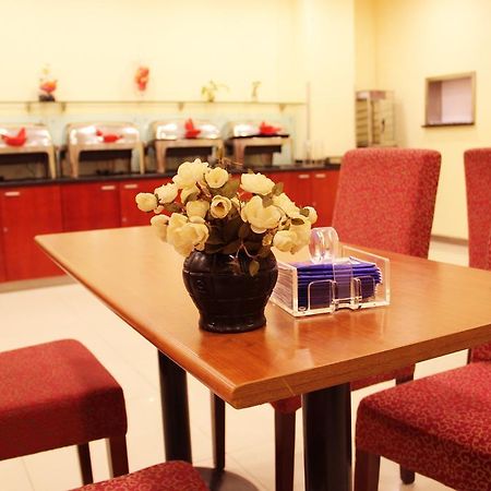 Hanting Express Shanghai Jinqiao Middle Yanggao Road Luaran gambar