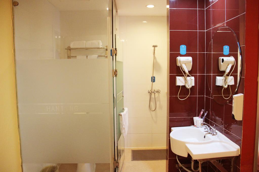 Hanting Express Shanghai Jinqiao Middle Yanggao Road Bilik gambar