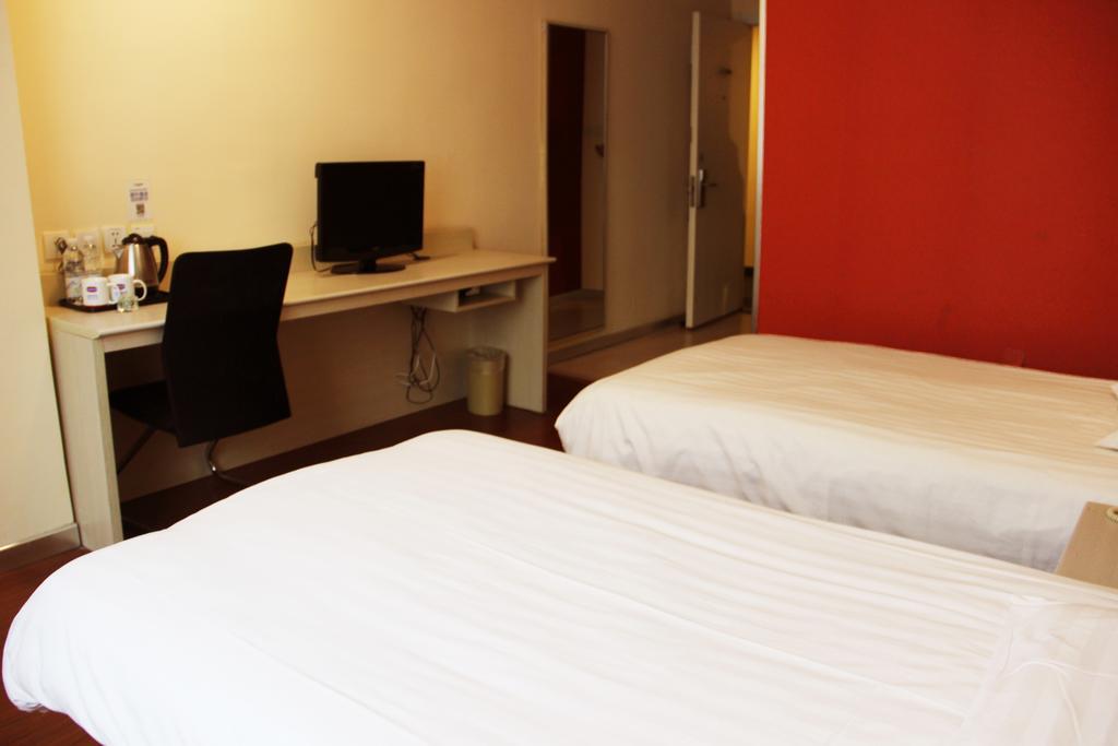 Hanting Express Shanghai Jinqiao Middle Yanggao Road Bilik gambar